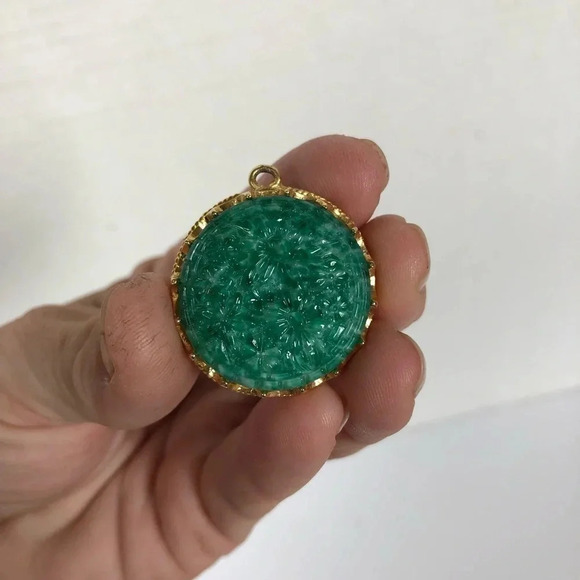 Vintage Floral Framed Pendant - Picture 6 of 8